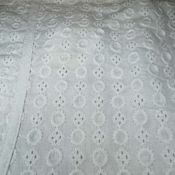 Esley 100% Cotton white eyelet skirt size Medium mini skirt has pockets NWT - Picture 5 of 7